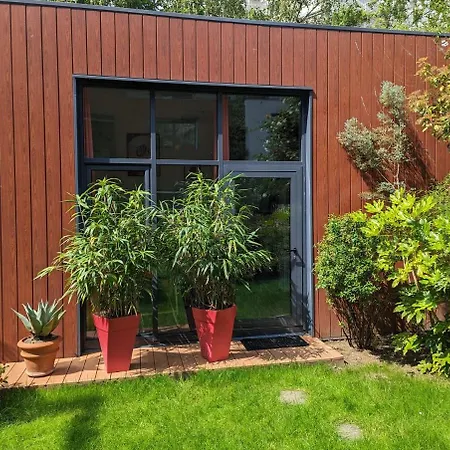 Tiny House Dans Le Jardin